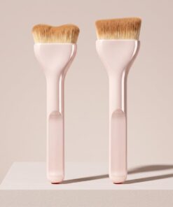 Lot de 2 pinceaux plats pour fond de teint – Pinceaux de maquillage incurvés et à bords droits larges pour fond de teint Kabuki plat biseauté pour fond de teint crème liquide et contour (beige)