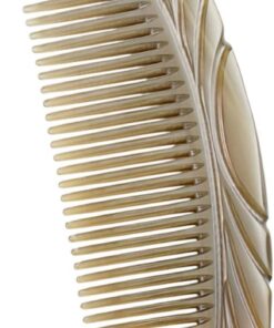 Peigne Antistatique Khaki en Corne de Bœuf pour Massage du Cuir Chevelu | Léger et Portable, Finition Texturée, Outil Guasha pour Usage Quotidien et Soin Capillaire
