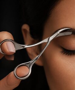 Ciseaux incurvés de précision pour couper les sourcils vintage avec boucles de doigt sculptées et lame fine et tranchante en acier inoxydable, mini outil de beauté portable pour le maquillage du