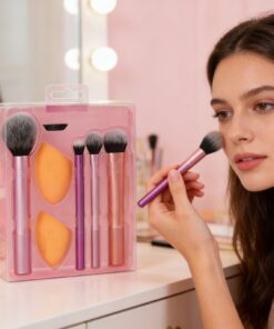 Lot de 4 pinceaux de maquillage pour fond de teint et fard à paupières avec 2 éponges mélangeuses, kit de pinceaux synthétiques pour le visage pour homme et femme