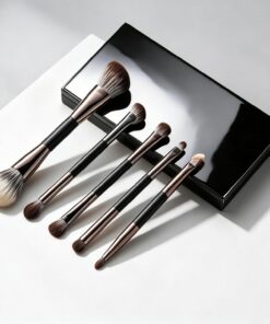 Lot de 5 pinceaux de maquillage synthétiques noirs à double extrémité avec miroir et étui de rangement - Outils cosmétiques portables pour une utilisation de coiffeuse, les trajets et les voyages