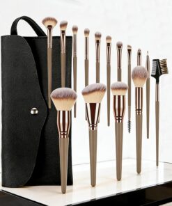 Lot de 15 pinceaux de maquillage professionnels avec sac en cuir PU, pinceaux de maquillage complets pour apprêt, sourcils, fard à paupières, outil de maquillage pour femme, cadeau de Noël, fête des