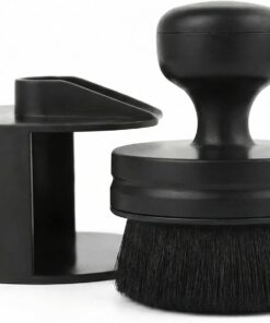 Pinceau à fond de teint rétractable avec poils synthétiques denses pour une application lisse de liquide et de poudre Noir